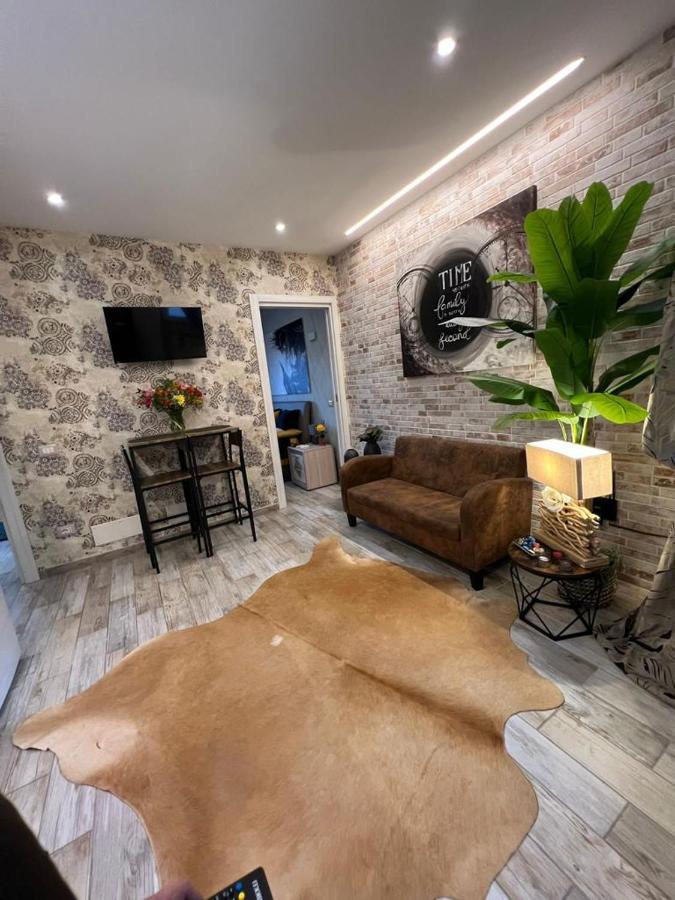 Casa Anita Apartment Mentana Ngoại thất bức ảnh